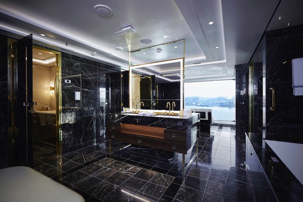 RSSC, Seven Seas Splendor, Regent Suite 12.jpg